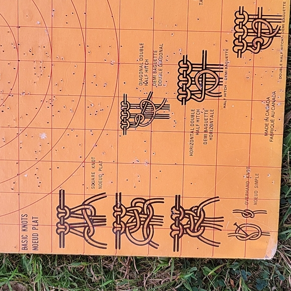 Vintage Macrame Work Board - Picture 3 of 4